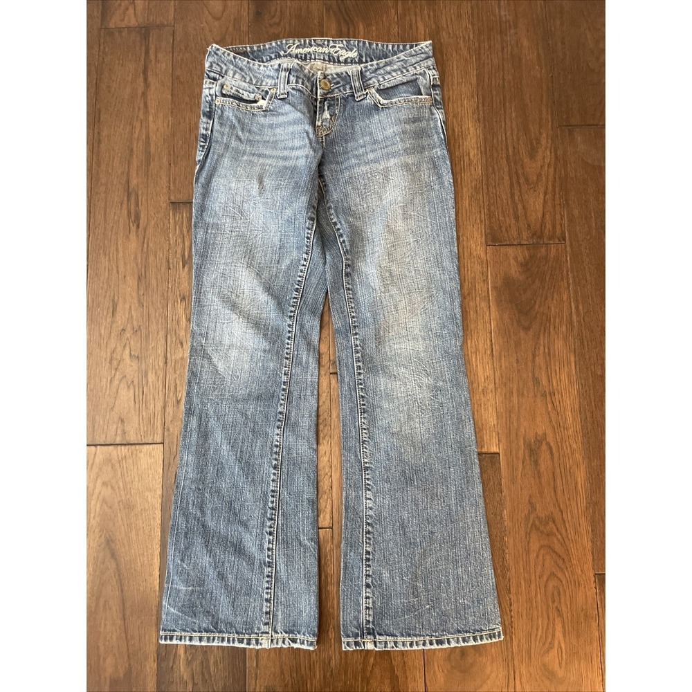 American Eagle Outfitters Light Blue Boyfriend Jeans